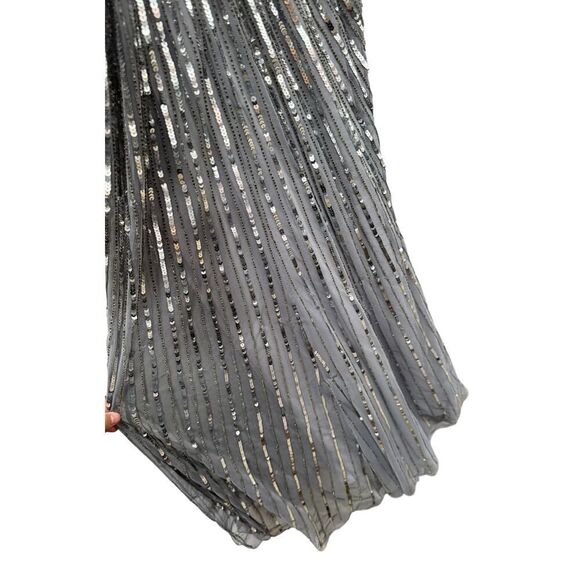 Mac Duggal Silver Sequined Wrap Over Bishop Sleeve Gown - Size 2 - New - Picture 7 of 7